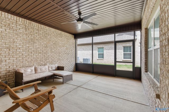 100 Sartain Street, New Market, AL 35761