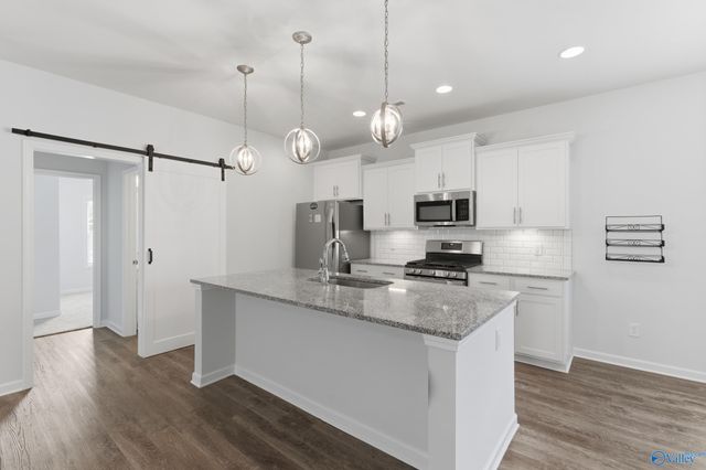 100 Sartain Street, New Market, AL 35761