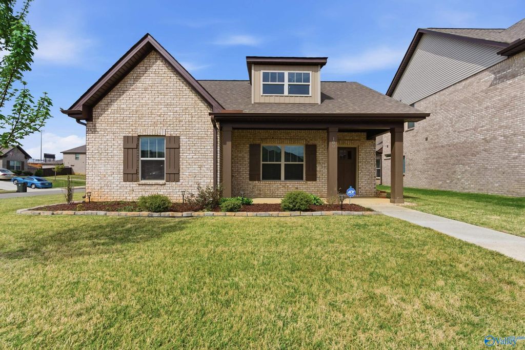 100 Sartain Street, New Market, AL 35761