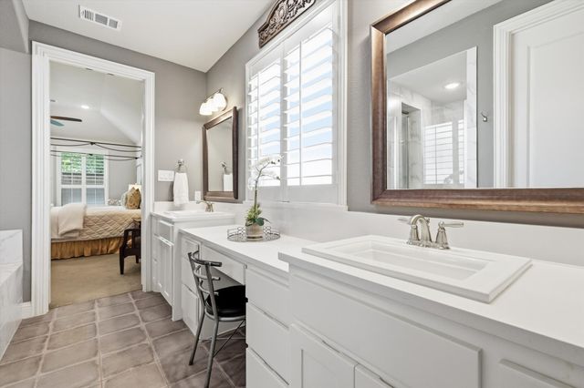 1708 Trinidad Way, Lantana, TX 76226