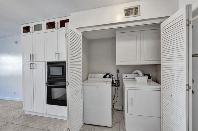 600 SE 2nd Avenue K2, Deerfield Beach, FL 33441