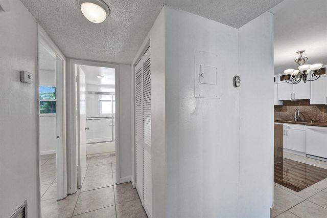 600 SE 2nd Avenue K2, Deerfield Beach, FL 33441