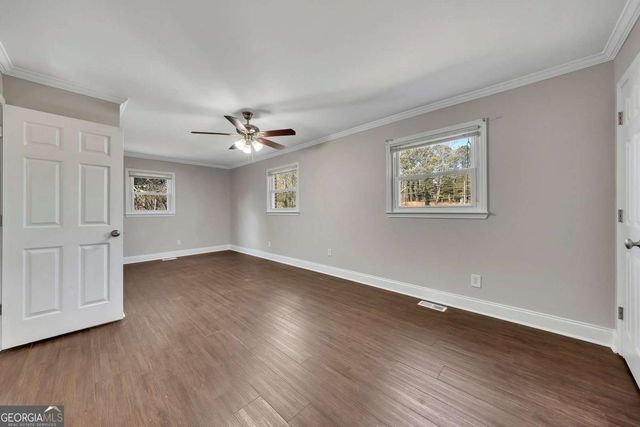 664 Rail Splitter Drive NE, Kennesaw, GA 30144