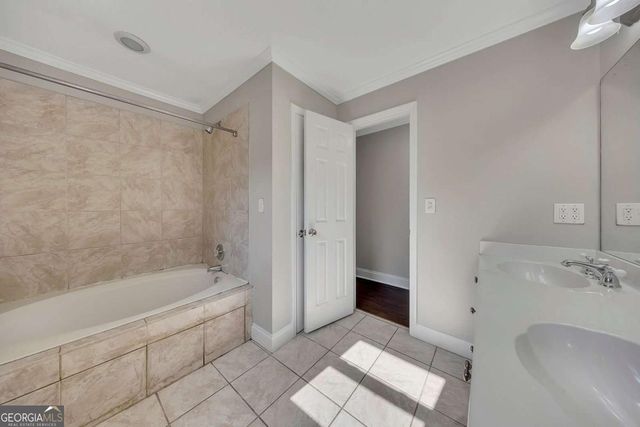 664 Rail Splitter Drive NE, Kennesaw, GA 30144