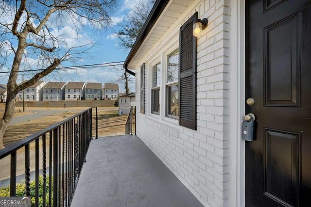 664 Rail Splitter Drive NE, Kennesaw, GA 30144