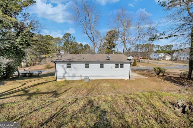 664 Rail Splitter Drive NE, Kennesaw, GA 30144