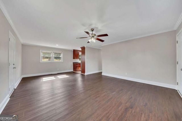 664 Rail Splitter Drive NE, Kennesaw, GA 30144