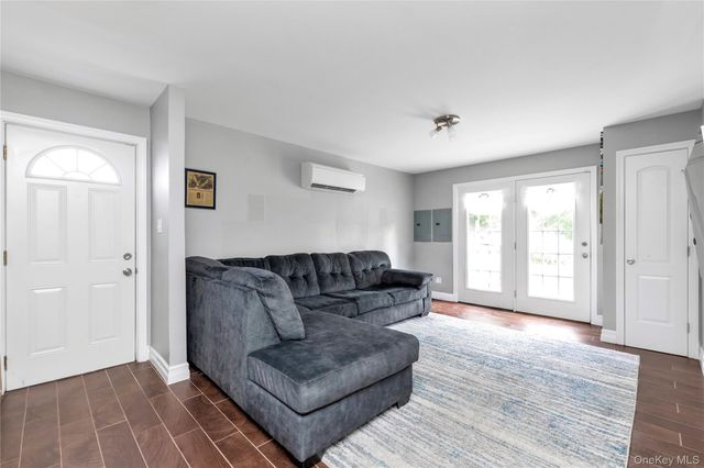 647 Jarvis Avenue, Far Rockaway, NY 11691
