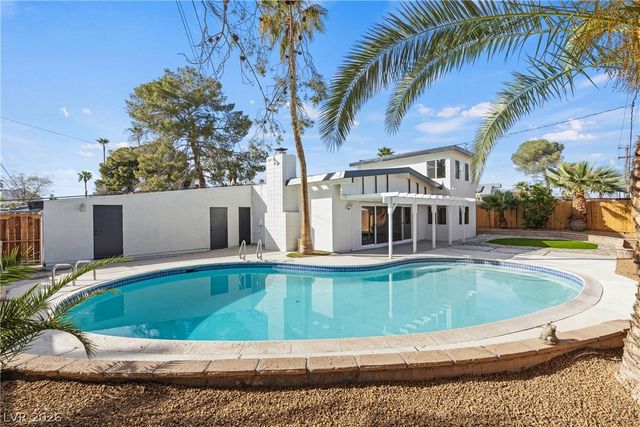 3368 Nahatan Way, Las Vegas, NV 89169