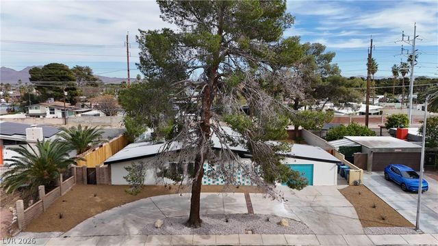 3368 Nahatan Way, Las Vegas, NV 89169