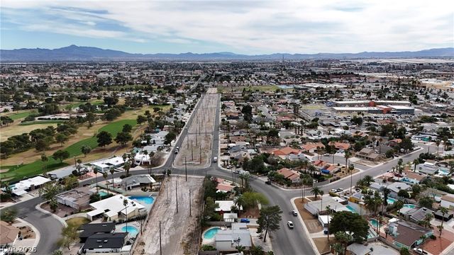 3368 Nahatan Way, Las Vegas, NV 89169