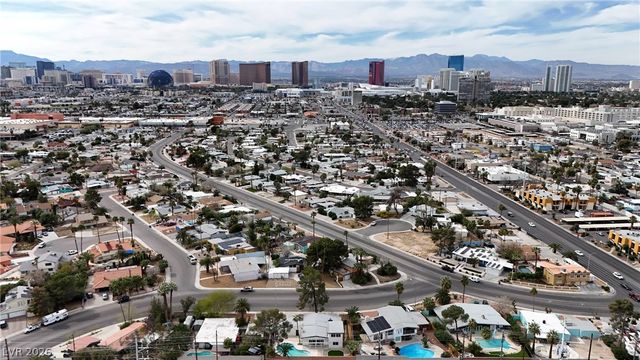 3368 Nahatan Way, Las Vegas, NV 89169