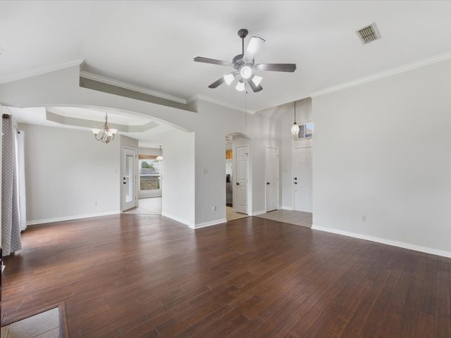 621 Lamp Post Lane, Oak Point, TX 75068