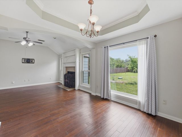 621 Lamp Post Lane, Oak Point, TX 75068