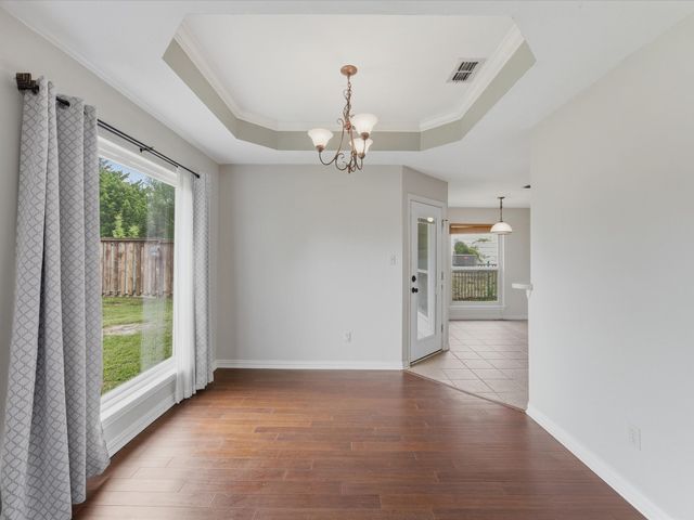 621 Lamp Post Lane, Oak Point, TX 75068