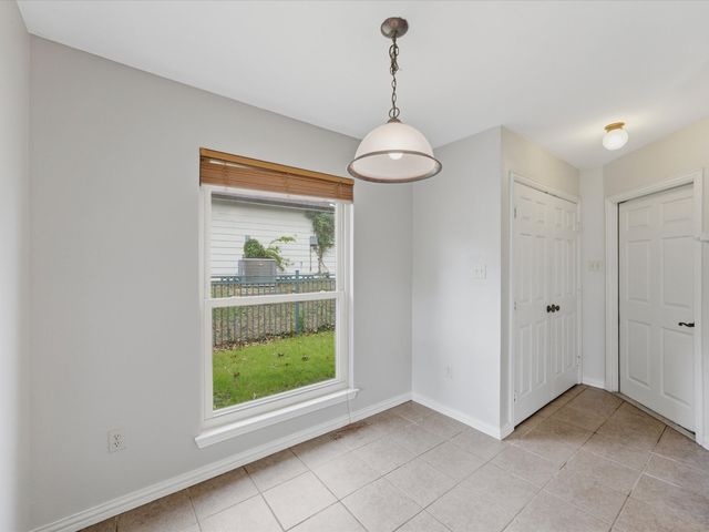 621 Lamp Post Lane, Oak Point, TX 75068