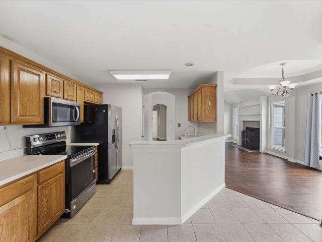 621 Lamp Post Lane, Oak Point, TX 75068