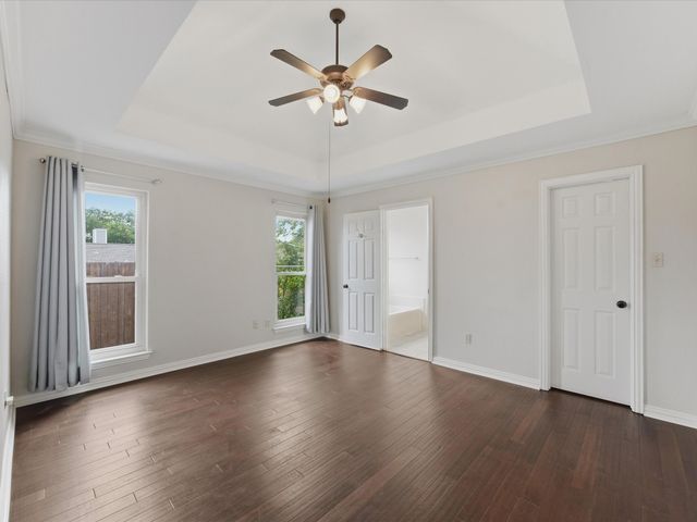 621 Lamp Post Lane, Oak Point, TX 75068