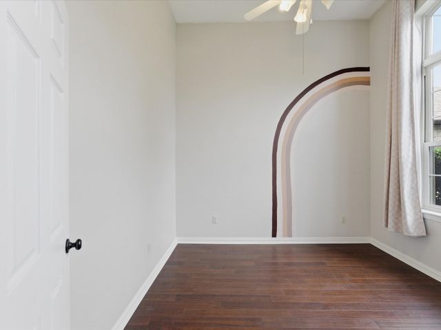 621 Lamp Post Lane, Oak Point, TX 75068