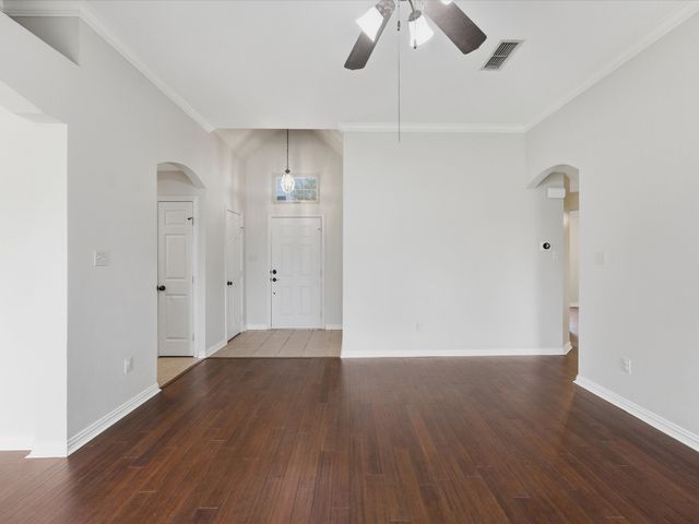 621 Lamp Post Lane, Oak Point, TX 75068