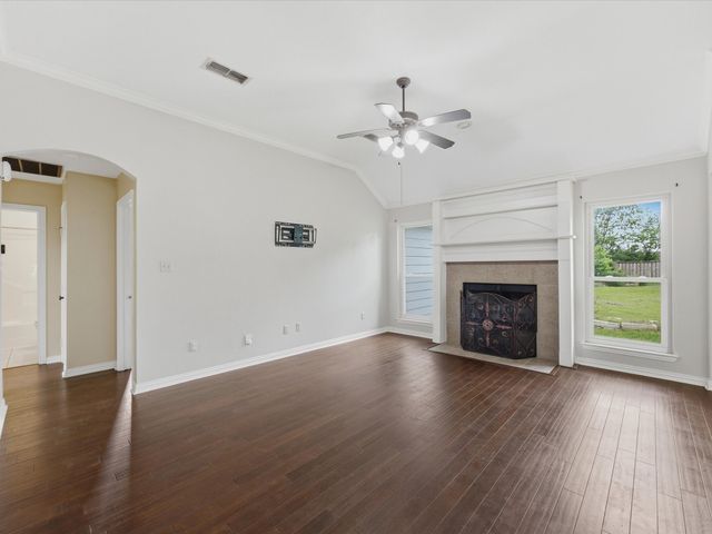 621 Lamp Post Lane, Oak Point, TX 75068