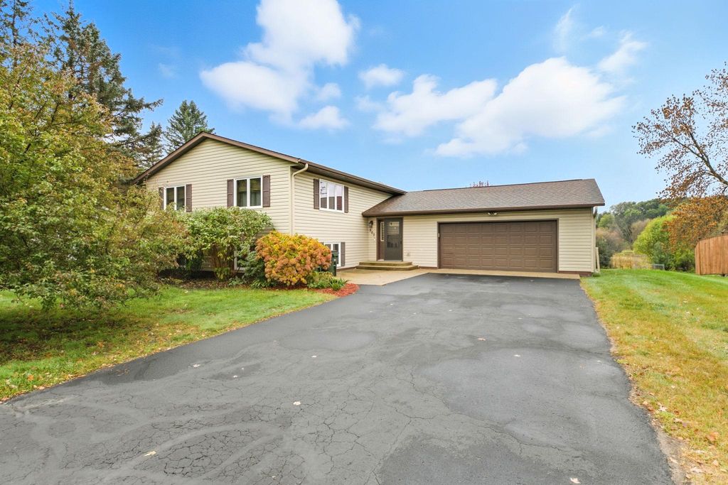 507 9th Avenue N, Cold Spring, MN 56320