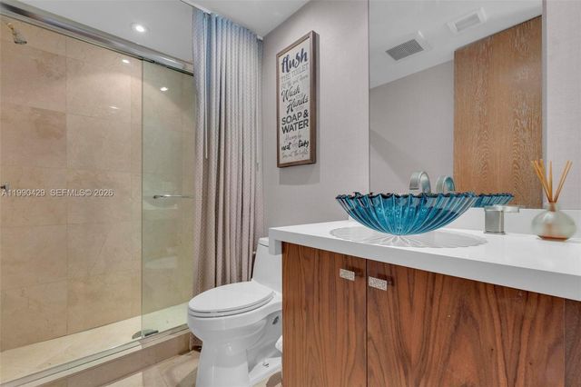 19400 Turnberry Way 2011, Aventura, FL 33180