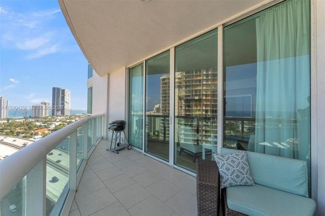 19400 Turnberry Way 2011, Aventura, FL 33180