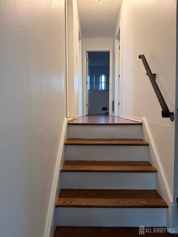 3 Benjamin Terrace, Piscataway, NJ 08854