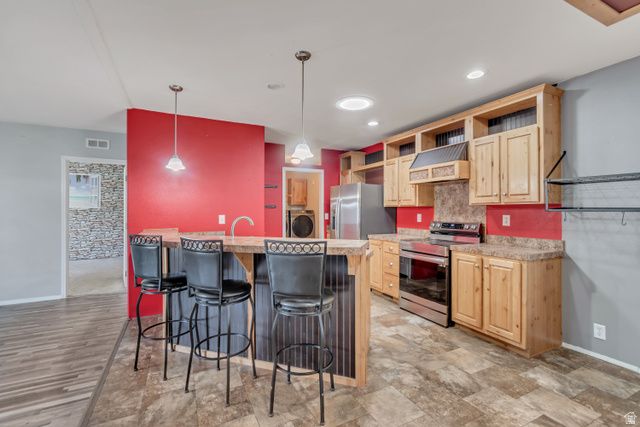 783 W MONTE HERMOSA ST, Taylorsville, UT 84123