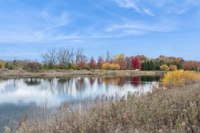 1155 McDole Drive, Sugar Grove, IL 60554