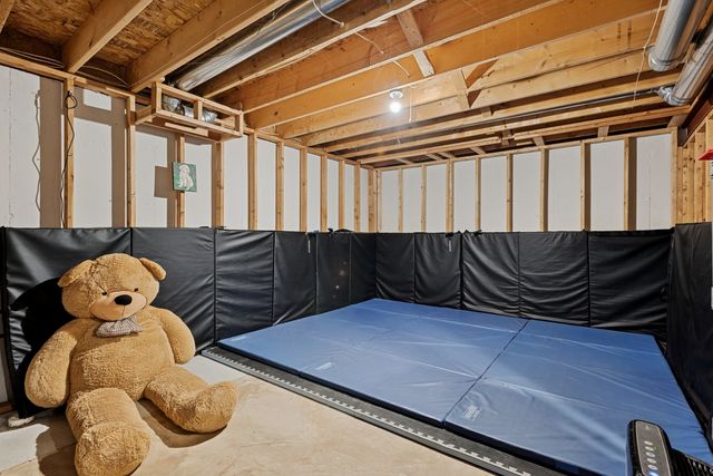 1155 McDole Drive, Sugar Grove, IL 60554