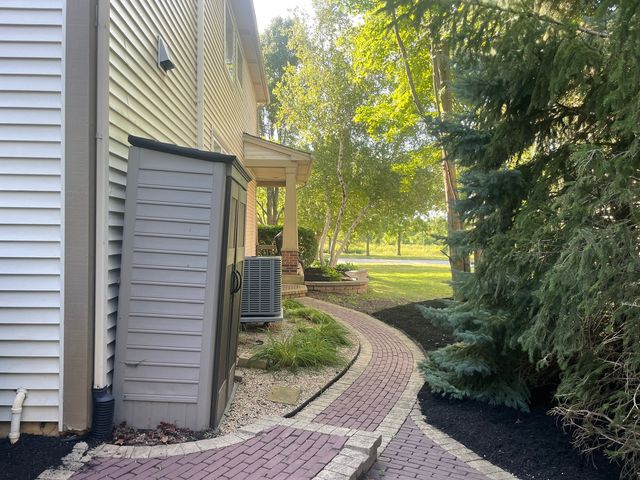 1155 McDole Drive, Sugar Grove, IL 60554