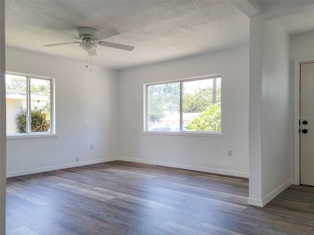 1520 19TH AVENUE W, Bradenton, FL 34205