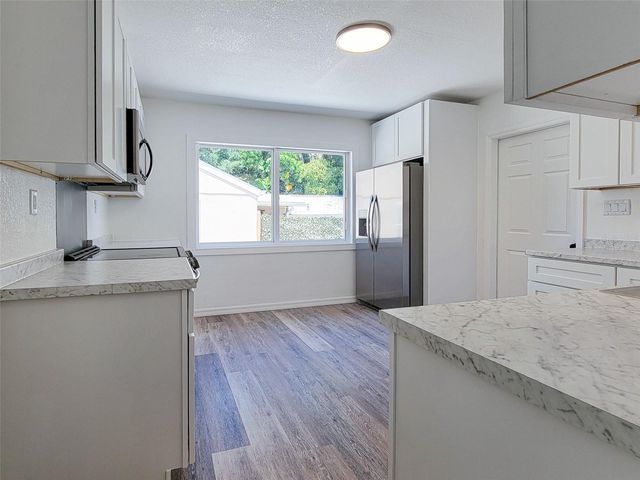 1520 19TH AVENUE W, Bradenton, FL 34205