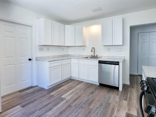 1520 19TH AVENUE W, Bradenton, FL 34205