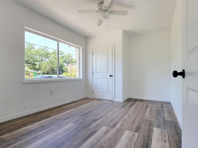 1520 19TH AVENUE W, Bradenton, FL 34205