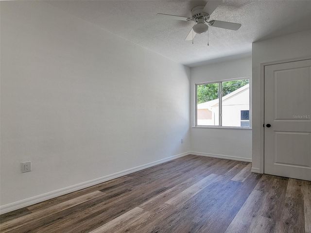 1520 19TH AVENUE W, Bradenton, FL 34205