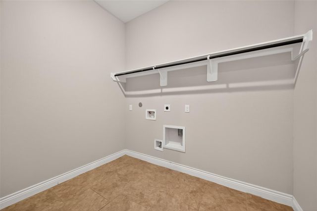 4926 Thunder Creek Ln, Sugar Land, TX 77479