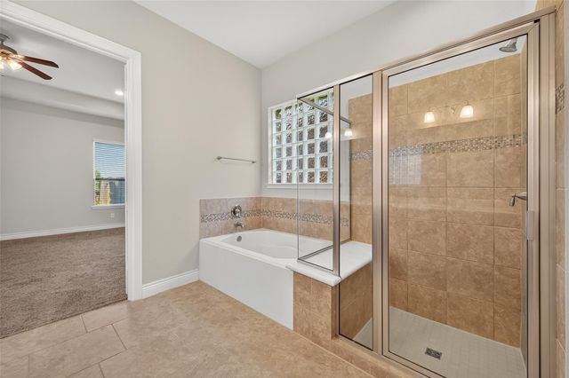 4926 Thunder Creek Ln, Sugar Land, TX 77479