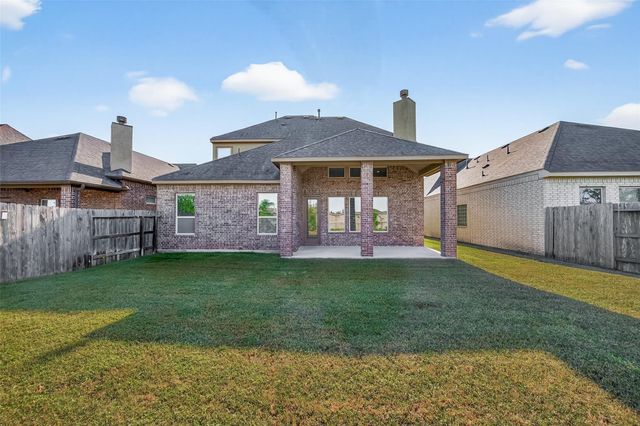 4926 Thunder Creek Ln, Sugar Land, TX 77479