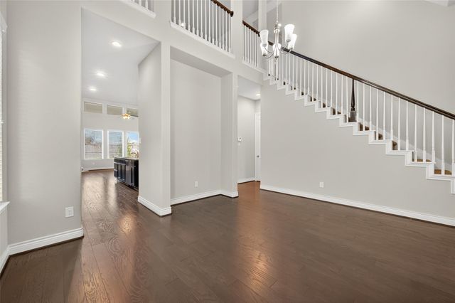 4926 Thunder Creek Ln, Sugar Land, TX 77479