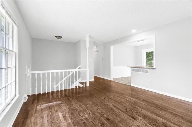1908 SW 2nd Street, Lee's Summit, MO 64081