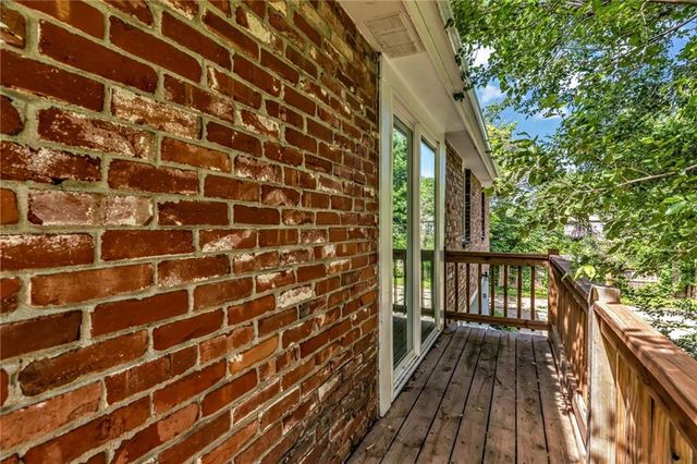 1908 SW 2nd Street, Lee's Summit, MO 64081