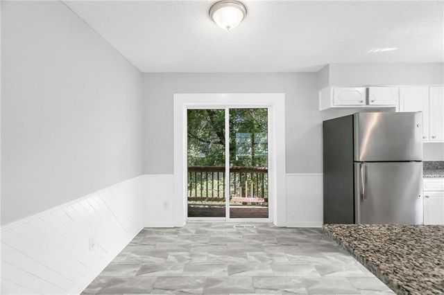 1908 SW 2nd Street, Lee's Summit, MO 64081