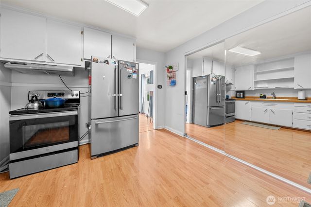 4709 S American Lake Boulevard, Tacoma, WA 98409