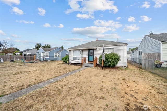4709 S American Lake Boulevard, Tacoma, WA 98409
