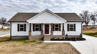 105 Demombreum Circle, Shelbyville, TN 37160