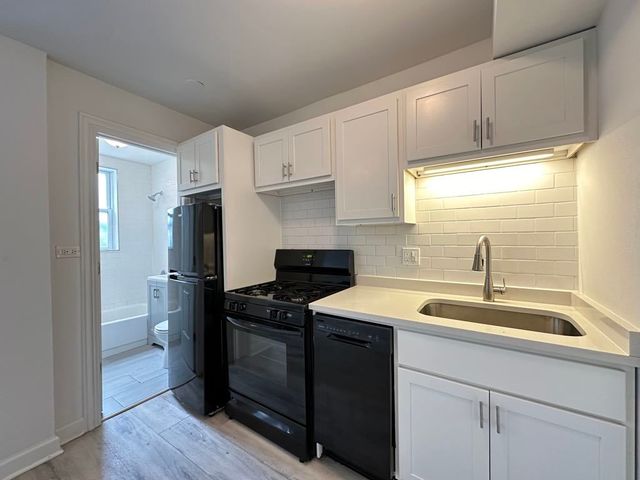 5710 N WINTHROP Avenue G7, Chicago, IL 60660