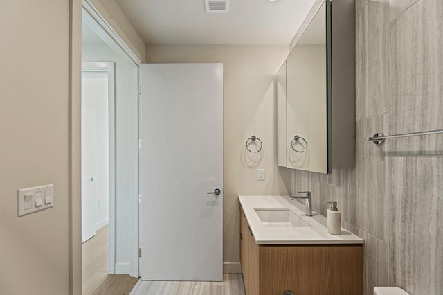 44 East Ave 2108, Austin, TX 78701